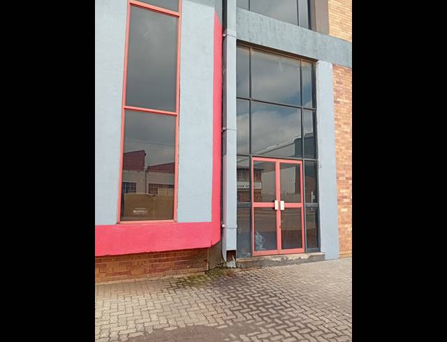 Industrial property to rent in HERIOTDALE